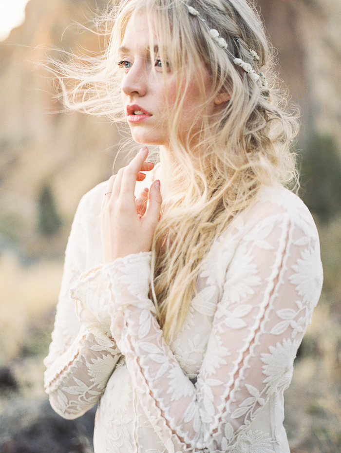 Water Bride Inspiration Shoot Photography by Lauren Bauer-10