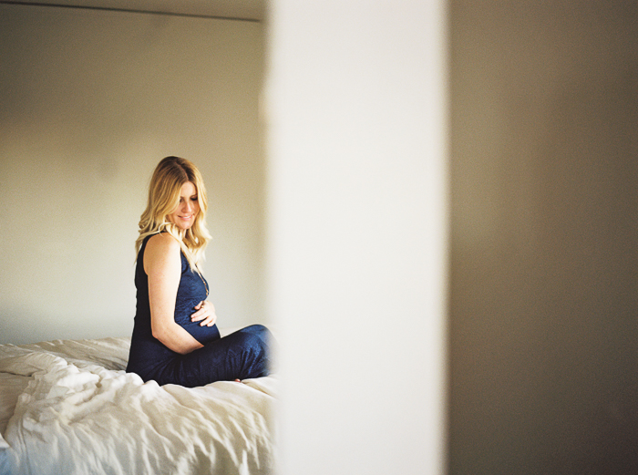 Los Angeles at Home Maternity Photos by Lauren Bauer-01